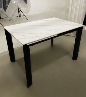 Стол CORNER 120 MATT WHITE MARBLE SOLID CERAMIC / BLACK, ®DISAUR в Североуральске - severouralsk.ok-mebel.com | фото 2